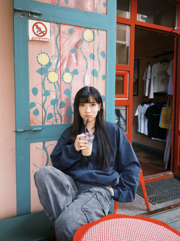 30歲女藝人公開三層獨立屋豪宅！為父母置安樂窩 網民激讚：夢幻退休屋