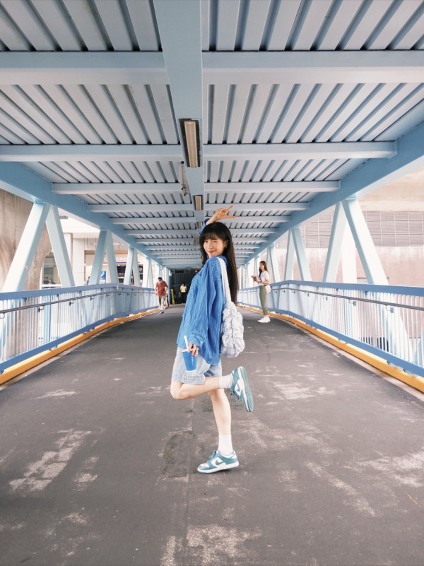 30歲女藝人公開三層獨立屋豪宅！為父母置安樂窩 網民激讚：夢幻退休屋