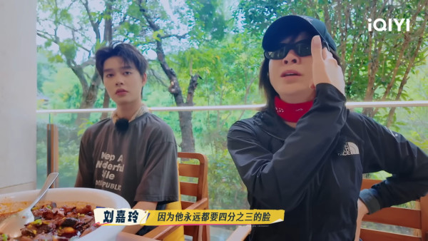 劉嘉玲爆拍戲曾遇麻煩男星阻收工令全場不滿 一線索身份呼之欲出惹瘋狂猜測