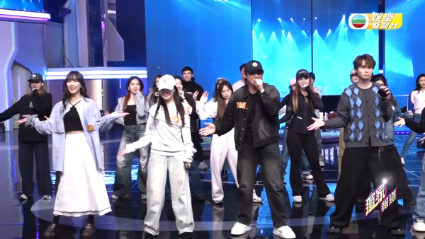 萬千星輝賀台慶｜逾300位藝員歌手現場直播 今年特別嘉賓係謝天華？