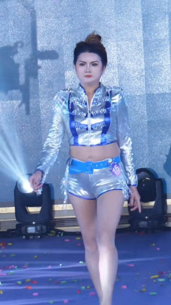 有片！深圳國際模特兒大賽冠軍遭狠批未夠班！網民質疑賽果評審「眼光獨到」 