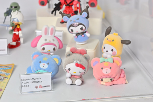 BANDAI三大品牌聯乘登陸apm 1.2米高達立像 芙莉蓮會場限定手辦