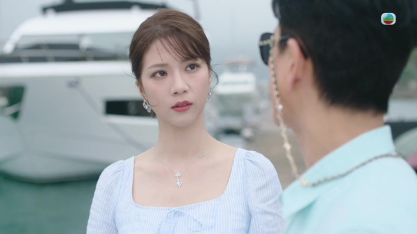 新聞女王2｜陳曉華演唐芷瑤回歸復仇抹黑Man姐 一秒純純兔變惡毒奸角勁好戲