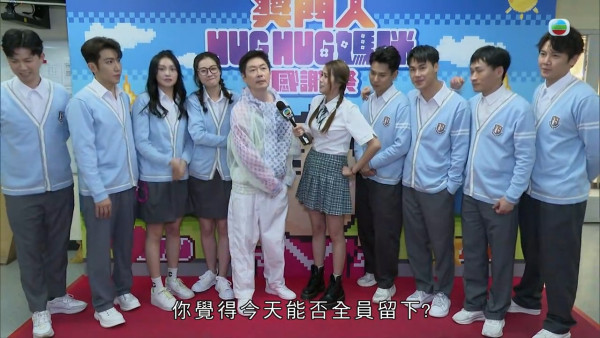 新聞女王2｜6大富豪船P靚女「網紅」起底  全員港姐郭珮文鄧凱文泳裝照鬥晒葫蘆身形