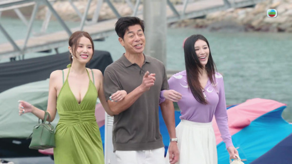 新聞女王2|6大富豪船P靚女「網紅」起底 全員港姐郭珮文鄧凱文泳裝照鬥晒葫蘆身形