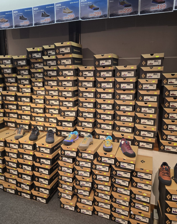 尖沙咀海港城戶外服裝開倉低至3折!一連5日 運動風衣/防水鞋/運動鞋/長褲/行山背囊$199起