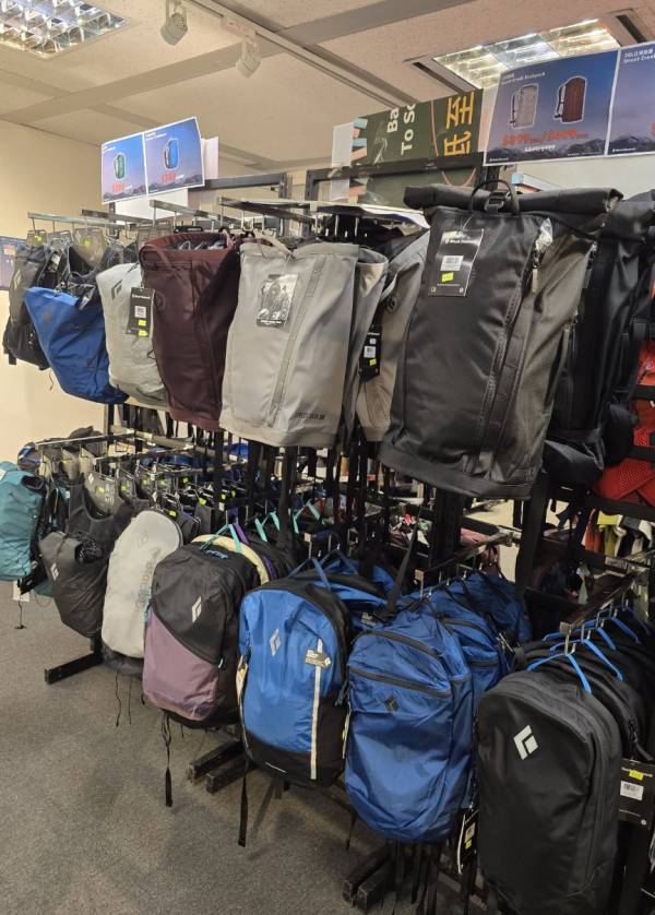 尖沙咀海港城戶外服裝開倉低至3折!一連5日 運動風衣/防水鞋/運動鞋/長褲/行山背囊$199起