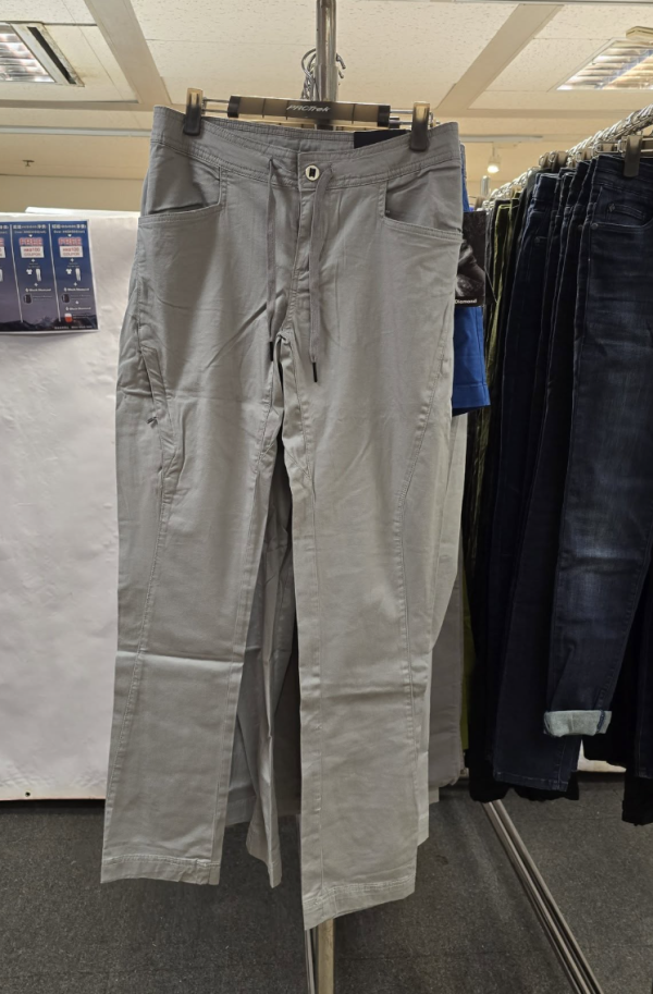 尖沙咀海港城戶外服裝開倉低至3折！一連5日 運動風衣/防水鞋/運動鞋/長褲/行山背囊$199起