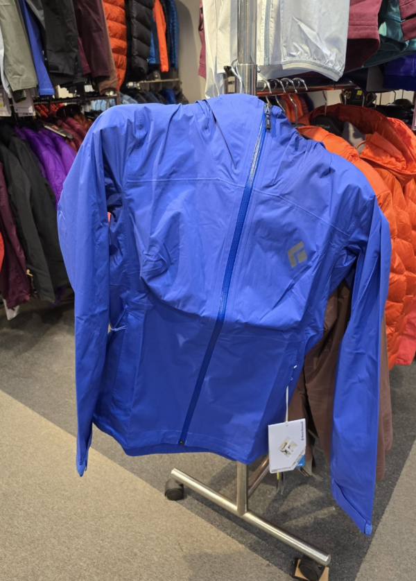 尖沙咀海港城戶外服裝開倉低至3折！一連5日 運動風衣/防水鞋/運動鞋/長褲/行山背囊$199起