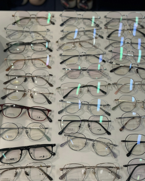 銅鑼灣時代廣場名牌開倉低至1折！平底鞋/休閒鞋$100起+輕奢手袋特賣 Marc Jacob/Karl Lagerfeld/Moschino/A.P.C