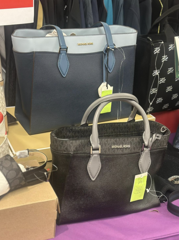 銅鑼灣時代廣場名牌開倉低至1折！平底鞋/休閒鞋$100起+輕奢手袋特賣 Marc Jacob/Karl Lagerfeld/Moschino/A.P.C