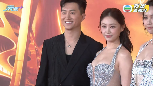 TVB台慶2025｜過百位女藝人紅地氈戰衣逐件睇！波波黃婧靈巨胸拋窒全場