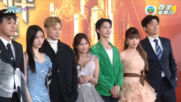 TVB台慶2025｜過百位女藝人紅地氈戰衣逐件睇！波波黃婧靈巨胸拋窒全場