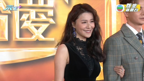 TVB台慶2025|過百位女藝人紅地氈戰衣逐件睇!波波黃婧靈巨胸拋窒全場