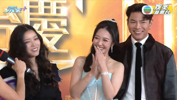 TVB台慶2025｜過百位女藝人紅地氈戰衣逐件睇！波波黃婧靈巨胸拋窒全場