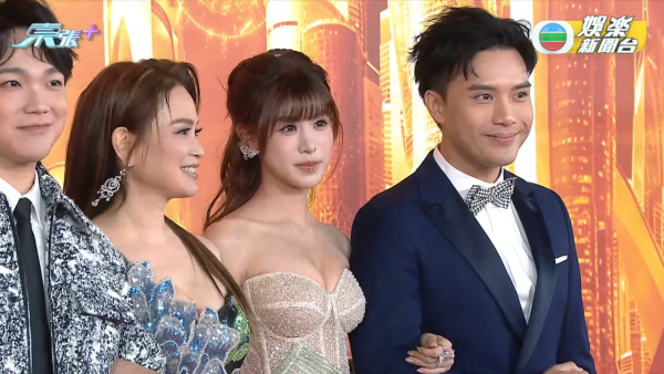 TVB台慶2025｜過百位女藝人紅地氈戰衣逐件睇！波波黃婧靈巨胸拋窒全場