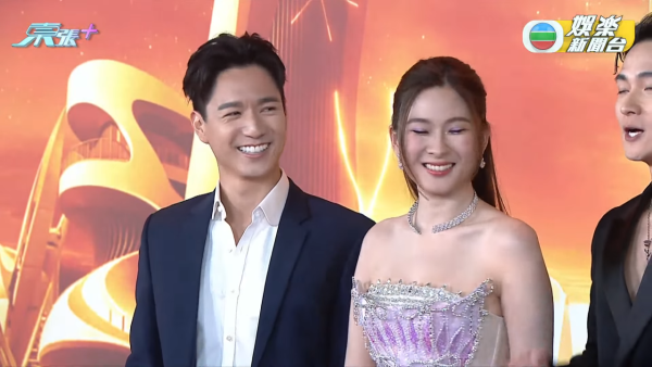 TVB台慶2025｜過百位女藝人紅地氈戰衣逐件睇！波波黃婧靈巨胸拋窒全場