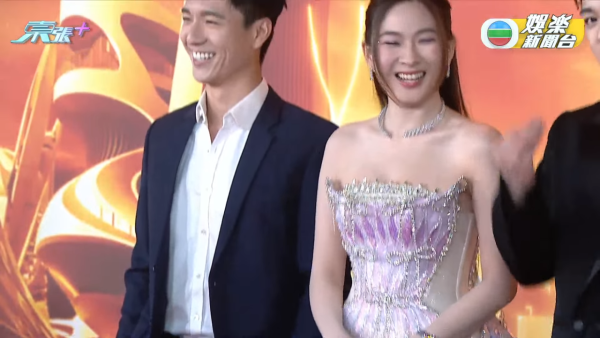 TVB台慶2025｜過百位女藝人紅地氈戰衣逐件睇！波波黃婧靈巨胸拋窒全場