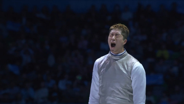 十五運會|張家朗蔡俊彥領銜花劍團體賽奪金!連續9局領先45:34擊敗福建!