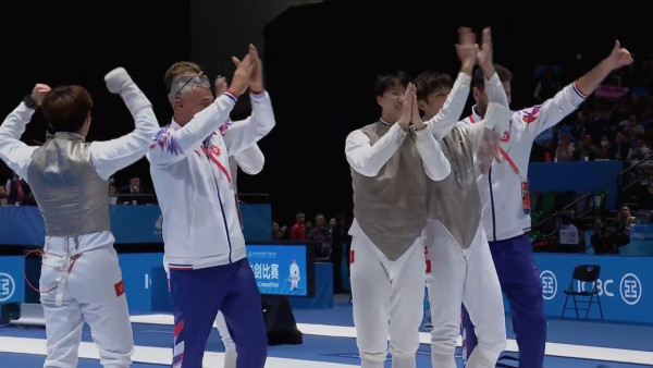 十五運會｜張家朗蔡俊彥領銜花劍團體賽奪金！連續9局領先45:34擊敗福建！