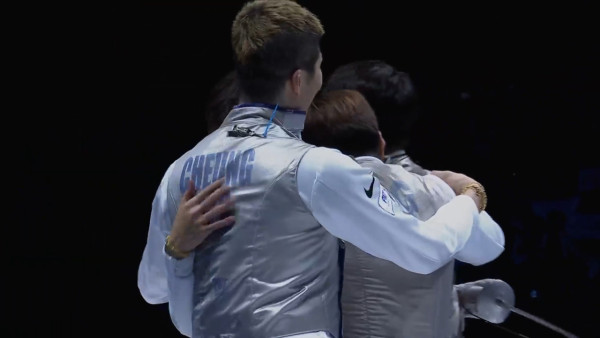 十五運會｜張家朗蔡俊彥領銜花劍團體賽奪金！連續9局領先45:34擊敗福建！