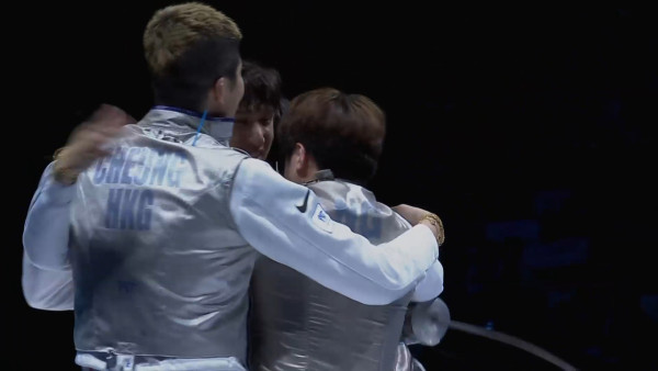 十五運會｜張家朗蔡俊彥領銜花劍團體賽奪金！連續9局領先45:34擊敗福建！