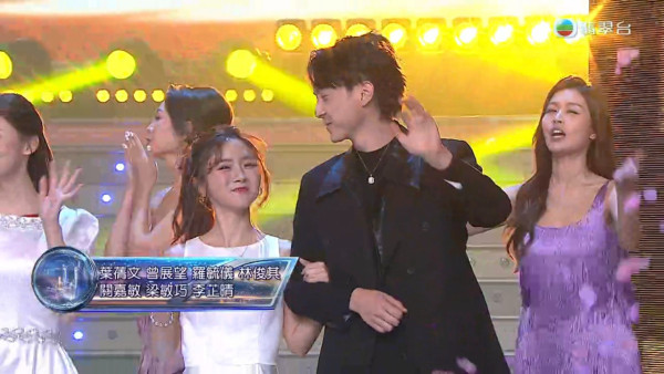 TVB台慶2025｜葉蒨文曾展望台慶「預演結婚」娛賓 情侶檔攞正牌跳辣身拉丁舞放閃