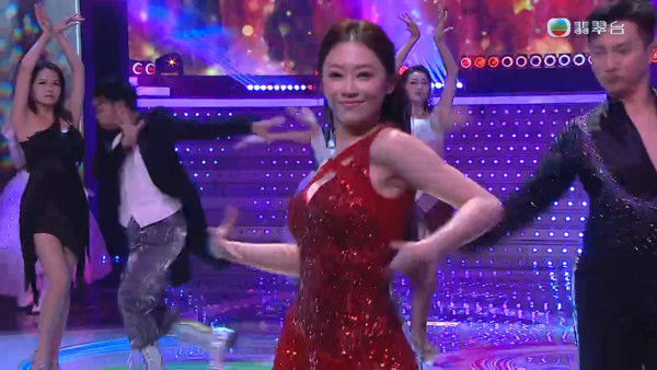 TVB台慶2025｜葉蒨文曾展望台慶「預演結婚」娛賓 情侶檔攞正牌跳辣身拉丁舞放閃