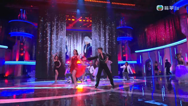 TVB台慶2025｜葉蒨文曾展望台慶「預演結婚」娛賓 情侶檔攞正牌跳辣身拉丁舞放閃