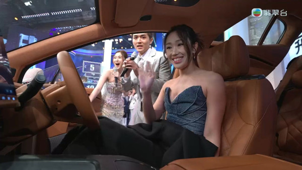 TVB台慶2025｜麥美恩缺席「擠壓胸」傳統險失傳？兩位大獎得主「識做」自製黃金畫面