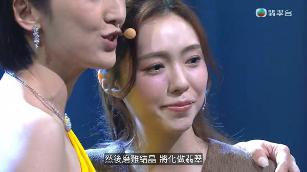 TVB台慶2025｜盤點全晚7大尷尬位！全晚瘋狂唱歌以為睇緊《勁歌金曲》