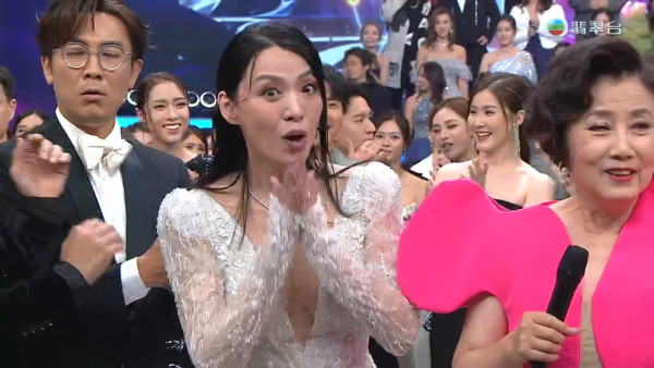 TVB台慶2025｜麥美恩缺席「擠壓胸」傳統險失傳？兩位大獎得主「識做」自製黃金畫面