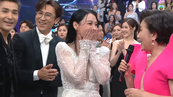 TVB台慶2025｜壓軸大獎擺烏龍重賽惹爭議！譚俊彥痛失大獎真實反應遭瘋傳