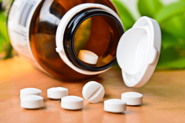 峇里島恐怖悲劇！內地女住旅館半裸亡！疑殺蟲劑中毒釀禍逾20房客吐血送院 