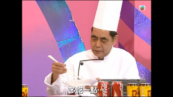 《美女廚房》周中師傅76歲近照曝光!眉髮全白身形清減 曾患腎衰竭引擔憂