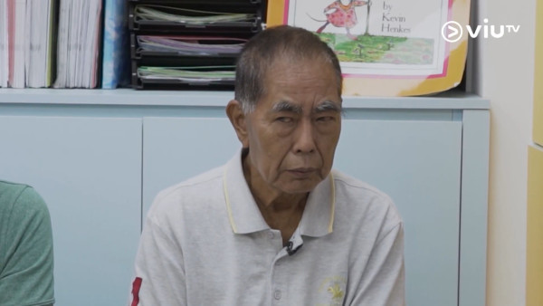 《美女廚房》周中師傅76歲近照曝光！眉髮全白身形清減 曾患腎衰竭引擔憂