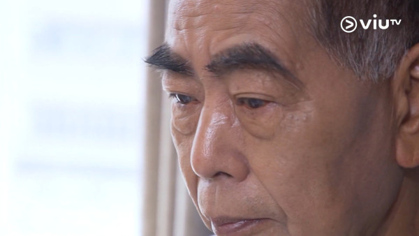 《美女廚房》周中師傅76歲近照曝光！眉髮全白身形清減 曾患腎衰竭引擔憂