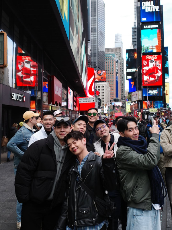 華航「神顏男團」航班創紀錄！全空少陣容引女乘客尖叫求預告日期 