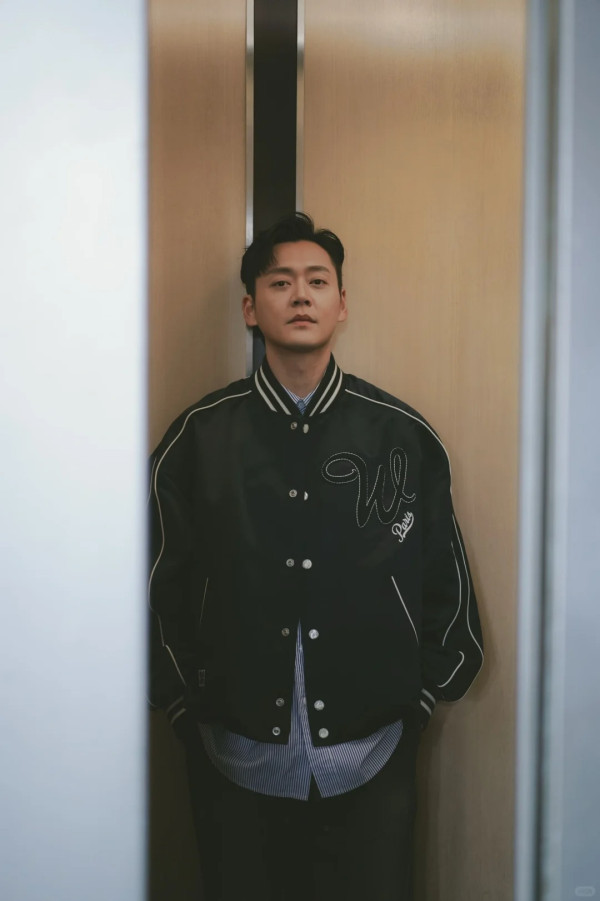 楊偲泳罕有高調放閃晒張振朗合照洩蜜 嘉年華贏盡4袋公仔私下互動甜到漏