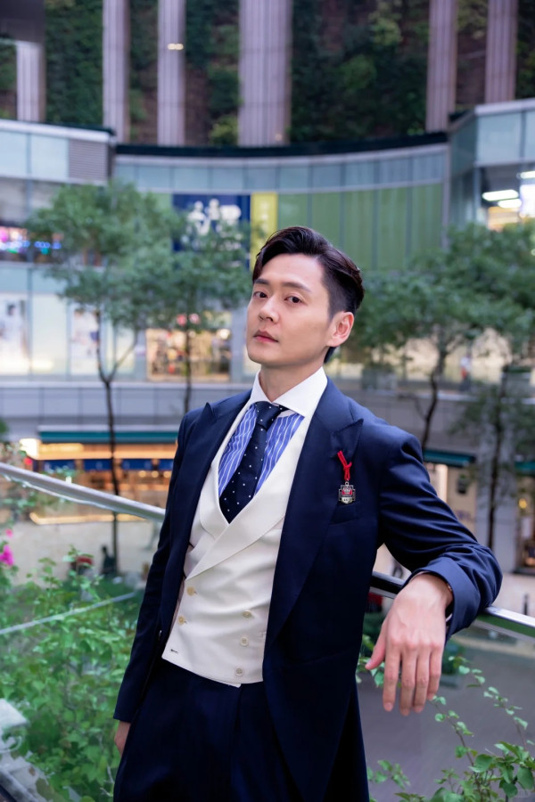 楊偲泳罕有高調放閃晒張振朗合照洩蜜 嘉年華贏盡4袋公仔私下互動甜到漏