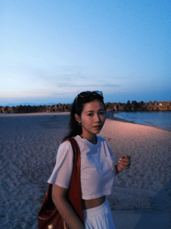 楊偲泳罕有高調放閃晒張振朗合照洩蜜 嘉年華贏盡4袋公仔私下互動甜到漏