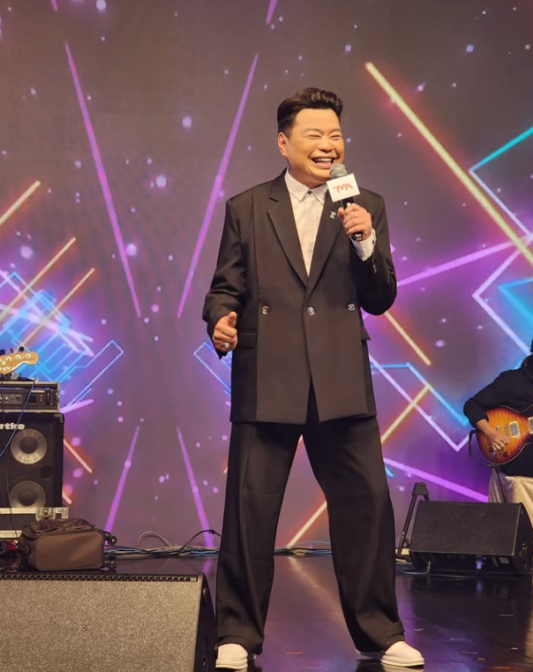 香港撞臉明星︱盤點逾30對公認「失散姊妹兄弟」 3對相似度高達90%！翻版張智霖/Do姐後生版