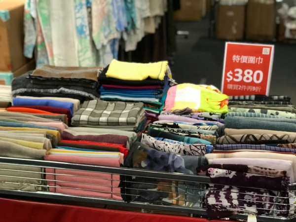 銅鑼灣時代廣場名牌開倉低至1折！平底鞋/休閒鞋$100起+輕奢手袋特賣 Marc Jacob/Karl Lagerfeld/Moschino/A.P.C