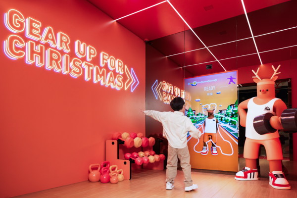 IFC商場「聖誕後勤總部」裝置（圖片由主辦單位提供）