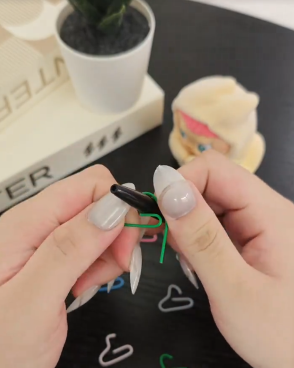 冷知識｜以為萬字夾只有1個用途？網民揭萬字夾9個隱藏用法：萬字夾真係好萬用！