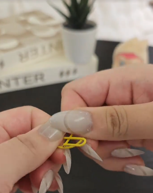 冷知識｜以為萬字夾只有1個用途？網民揭萬字夾9個隱藏用法：萬字夾真係好萬用！