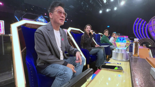 中年好聲音4|鄭衍峰加盟成為最新主持 第一集即有兩大「殺手級」高質選手誕生