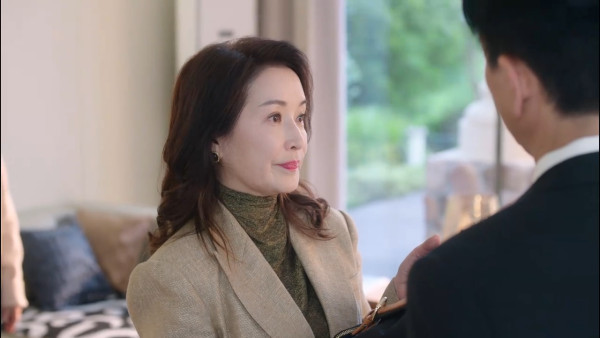 新聞女王2劇評｜龔慈恩3分鐘層次演技震撼隱喻 方太手袋論變奏版剖析職場關係