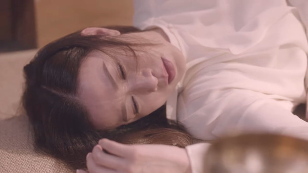 新聞女王2劇評｜晶耀學院個案改編轟動一時南韓「攝理教」真實事件 拆解「身心靈騙局」社會現象