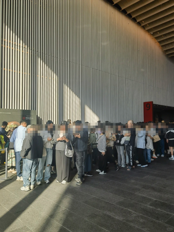 西九古埃及文明展週末嚴重逼爆！市民嬲爆力數3宗罪喊回水 館長親自回應致歉